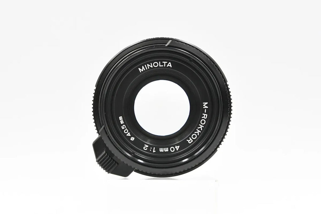 MINOLTA CLE + M-ROKKOR 40mm F2 + Grip SN. 1022693