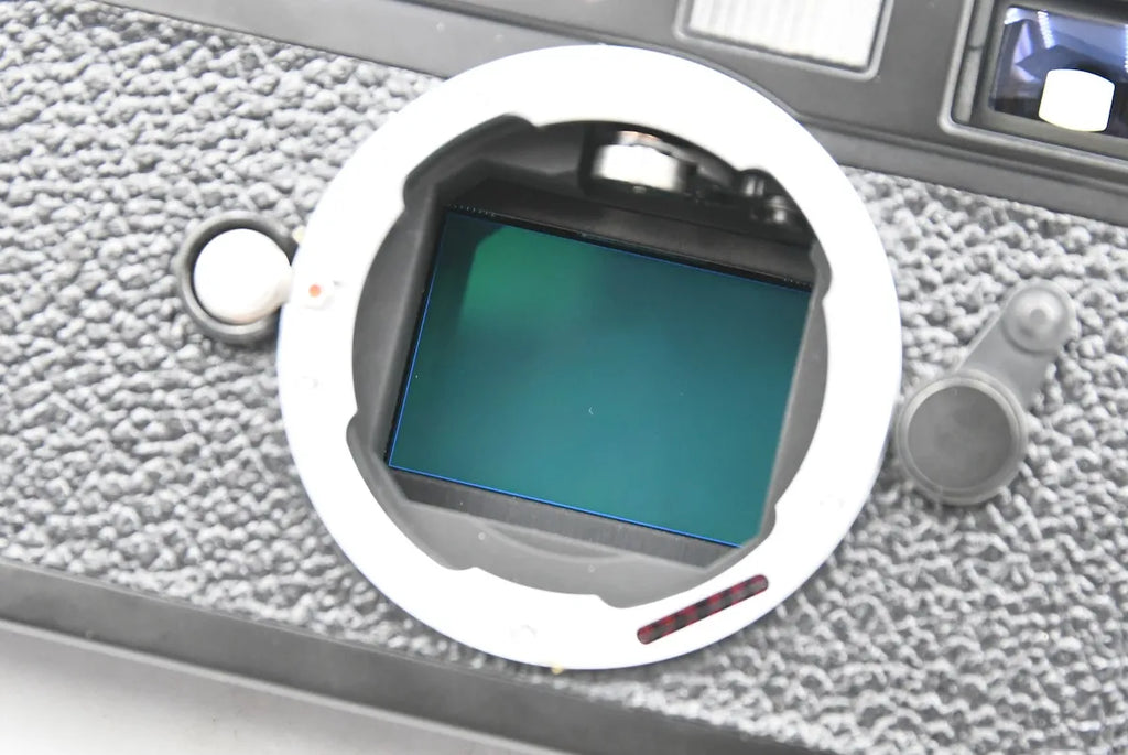 Leica M9 Black Paint (sensor-replaced serviced) SN. 3977559