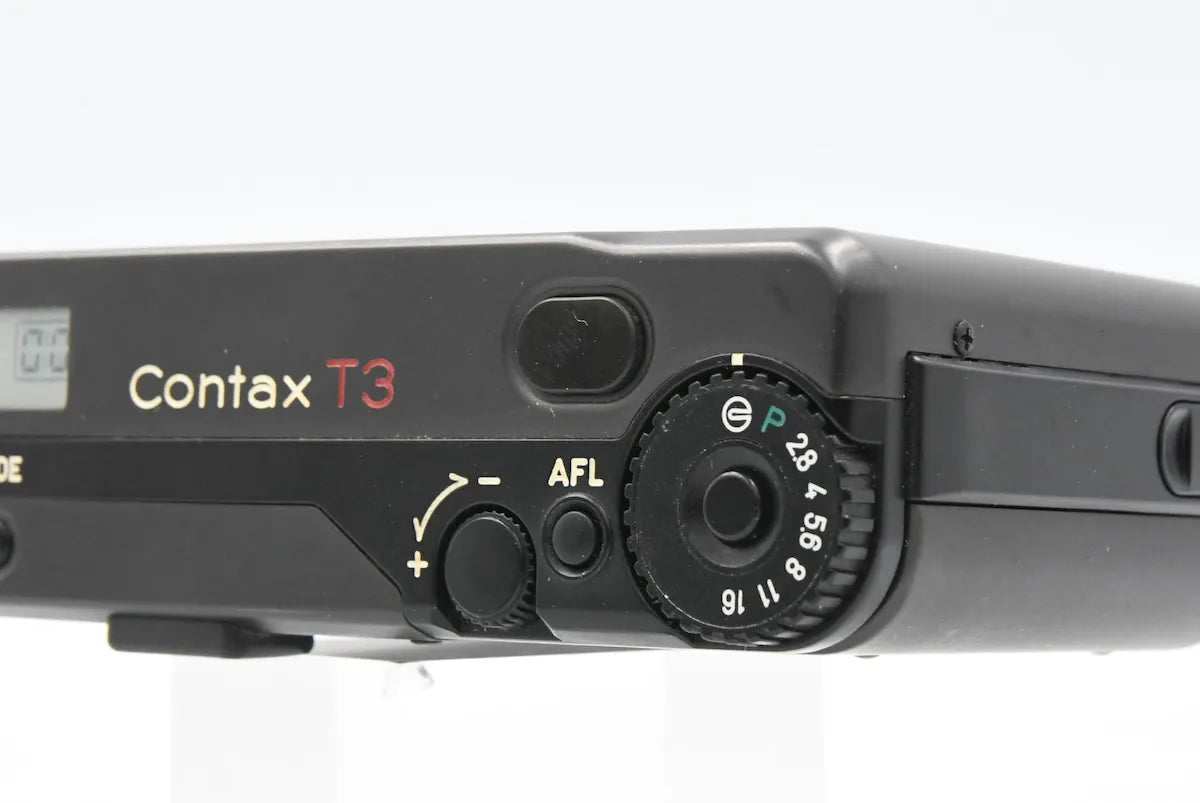 CONTAX T3 Titanium Black 70th Anniversary SN. 036084 – FILMCAMERA CONTAX T3 Titanium Black 70th Anniversary SN. 036084 – FILMCAMERA