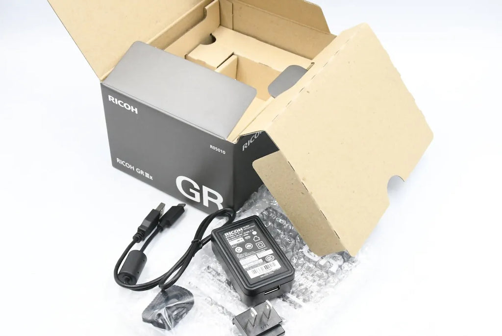 RICOH GRIIIx SN. 0023547