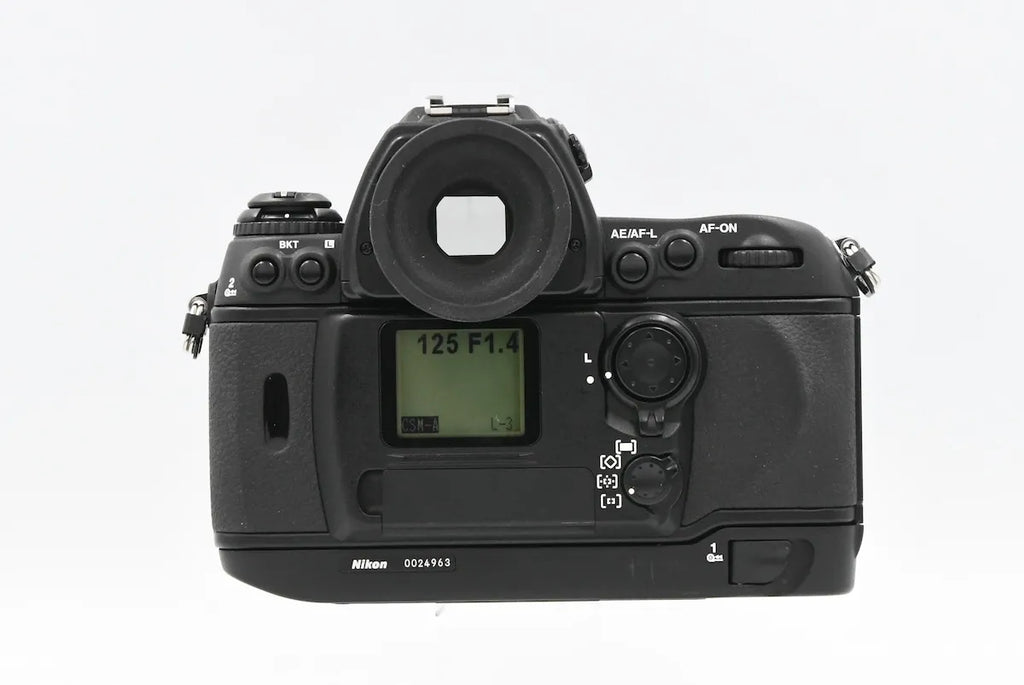 NIKON F6 SN. 0024963