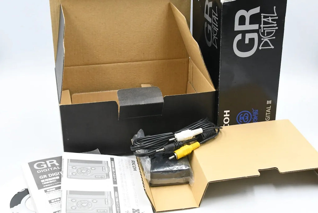 RICOH GR Digital III × STUSSY SN. 40100113