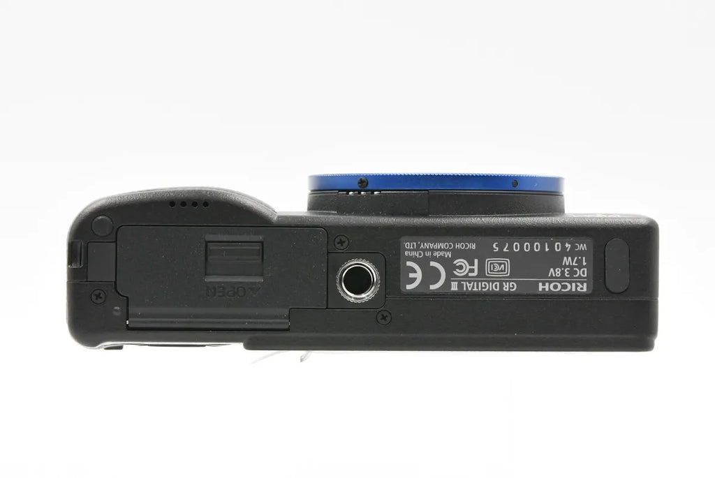 RICOH GR Digital III × STUSSY SN. 40100075