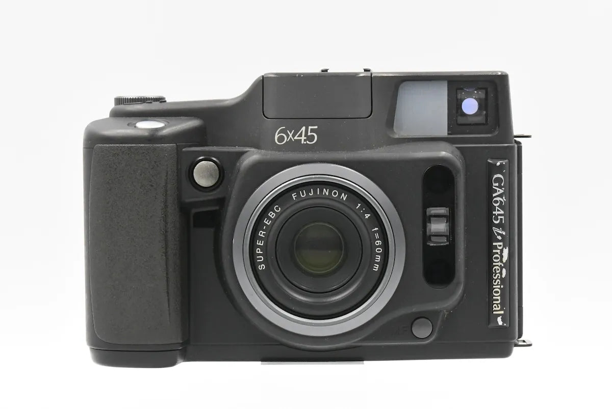 FUJIFILM GA645i SN. 8100126 – FILMCAMERA TOKYO