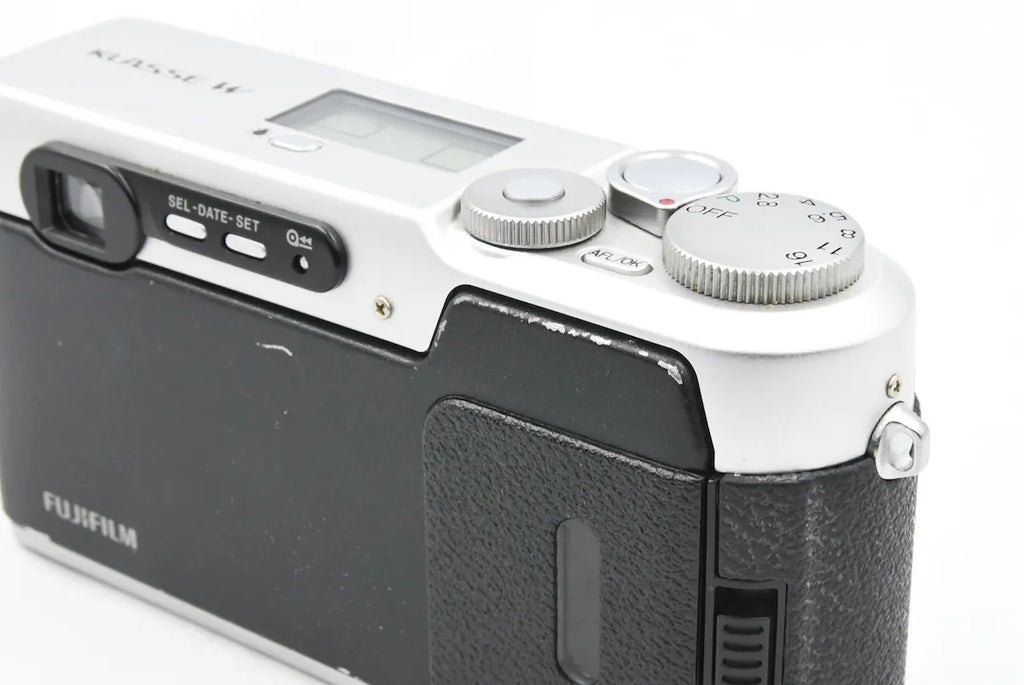 FUJIFILM KLASSE W SN. 4013231 – FILMCAMERA TOKYO
