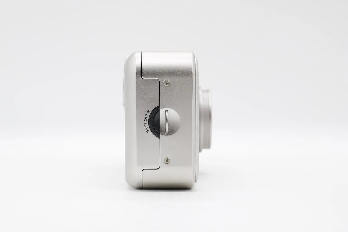 FUJIFILM CARDIA mini TIARA ZOOM SN. 90301148 – FILMCAMERA TOKYO FUJIFILM CARDIA mini TIARA ZOOM SN. 90301148 – FILMCAMERA TOKYO