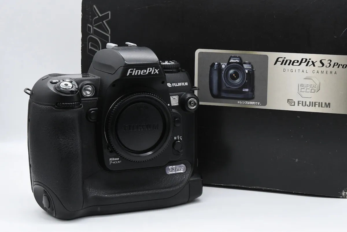 FUJIFILM FinePix S3 Pro SN. 52000644 – FILMCAMERA TOKYO