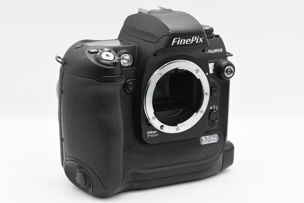 FUJIFILM FinePix S3 Pro SN. 52000644 – FILMCAMERA TOKYO