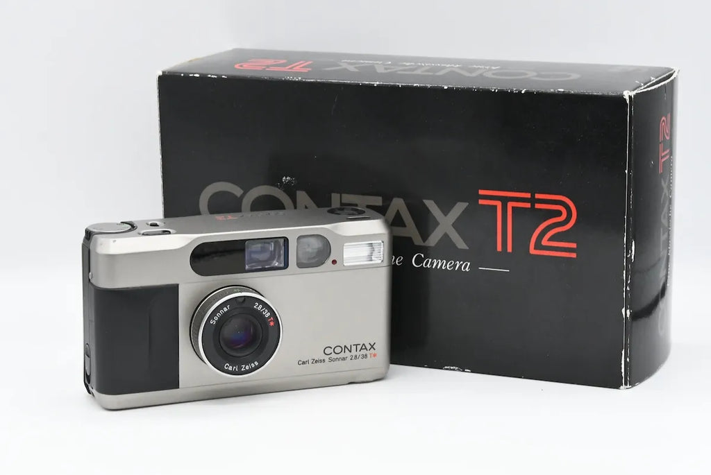 CONTAX T2 – FILMCAMERA TOKYO