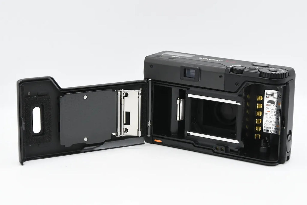 CONTAX T3 Titanium Black Double Teeth SN. 054379 – FILMCAMERA TOKYO