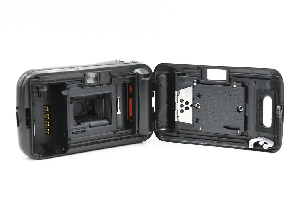 OLYMPUS MJU SN. 1235942 – FILMCAMERA TOKYO
