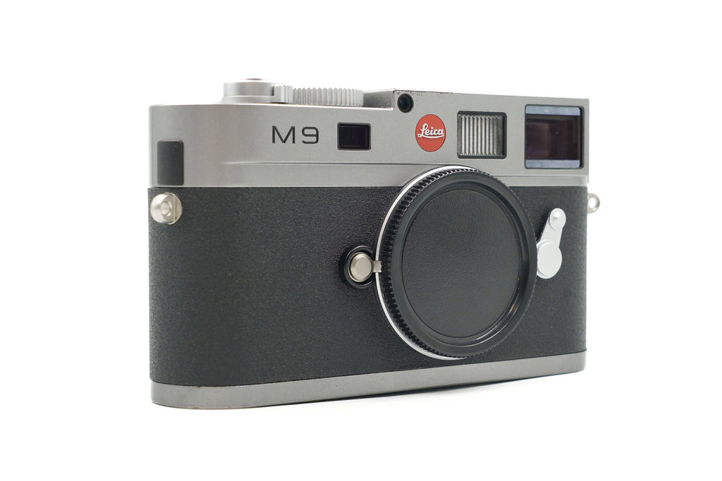 Leica M9 Steel Grey (sensor glass-replaced serviced) SN. 3842250