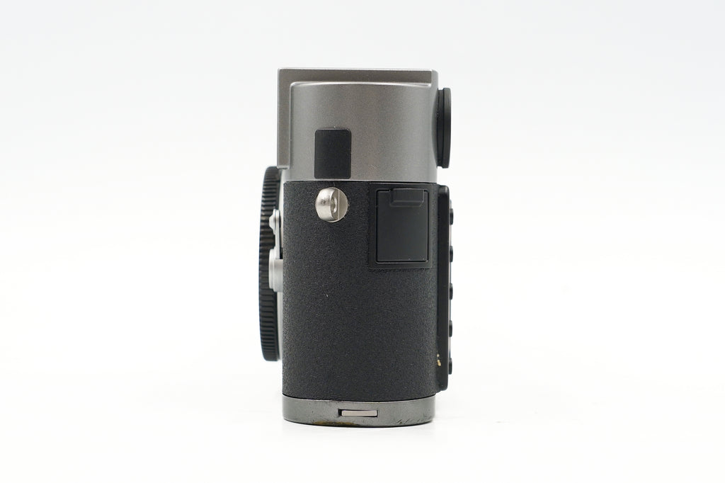 Leica M9 Steel Grey (sensor glass-replaced serviced) SN. 3842250