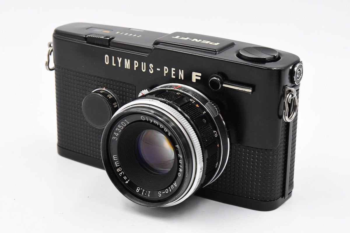 OLYMPUS PEN-FV + F.Zuiko 1:1.8 f-38mm + 露出計 - カメラ、光学機器